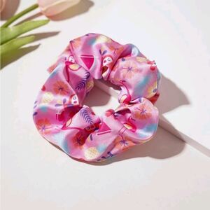 Flamingo 🦩 Print Scrunchie  *2/12$